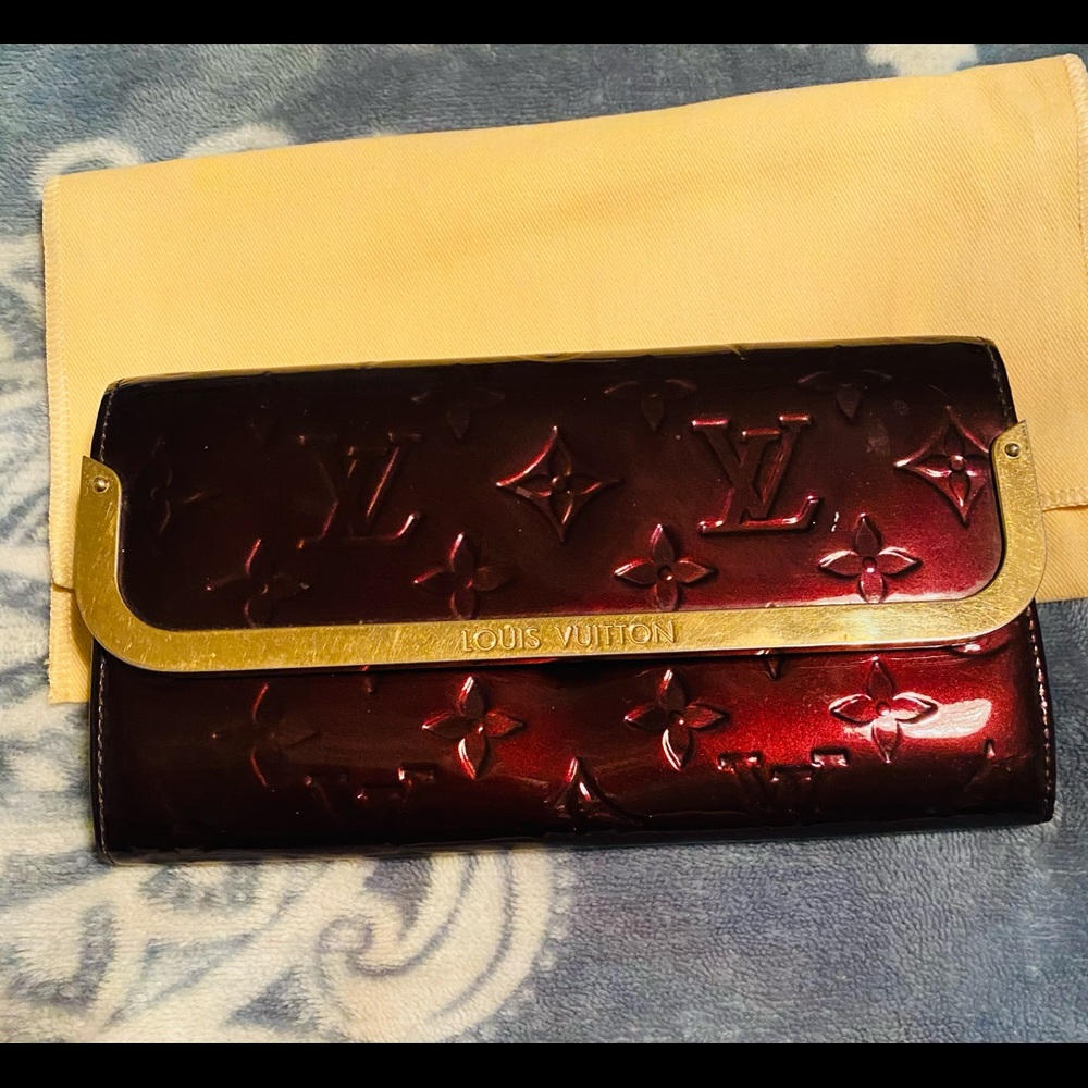 LV💜Portefeuille Rossmore Purple Vernis Wallet